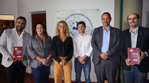 SINERGIA ACAD&Eacute;MICA EN EL AN&Aacute;LISIS DE LA JUSTICIA PENAL INTERNACIONAL: SE PRESENT&Oacute; EL LIBRO DEL DR. EZEQUIEL JIMENEZ MARTINEZ